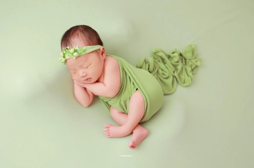 扶余宝宝边吃边拉正常吗